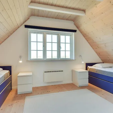 Sade - 300m From The Sea By Interhome *